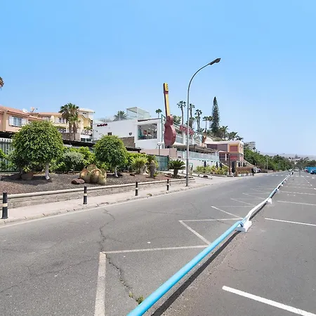Santa Ana 23 *